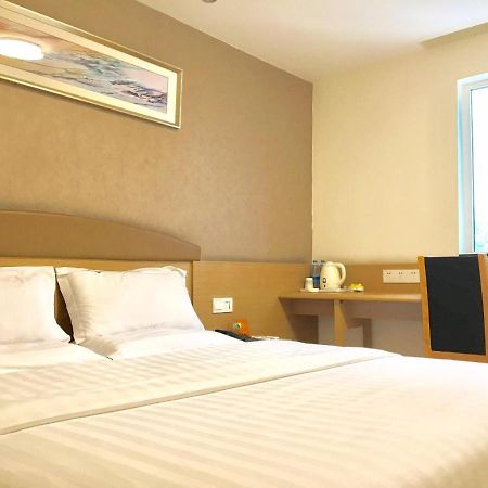 7Days Inn Chengdu Wuda Garden Екстер'єр фото