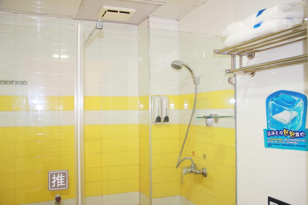7Days Inn Chengdu Wuda Garden Екстер'єр фото