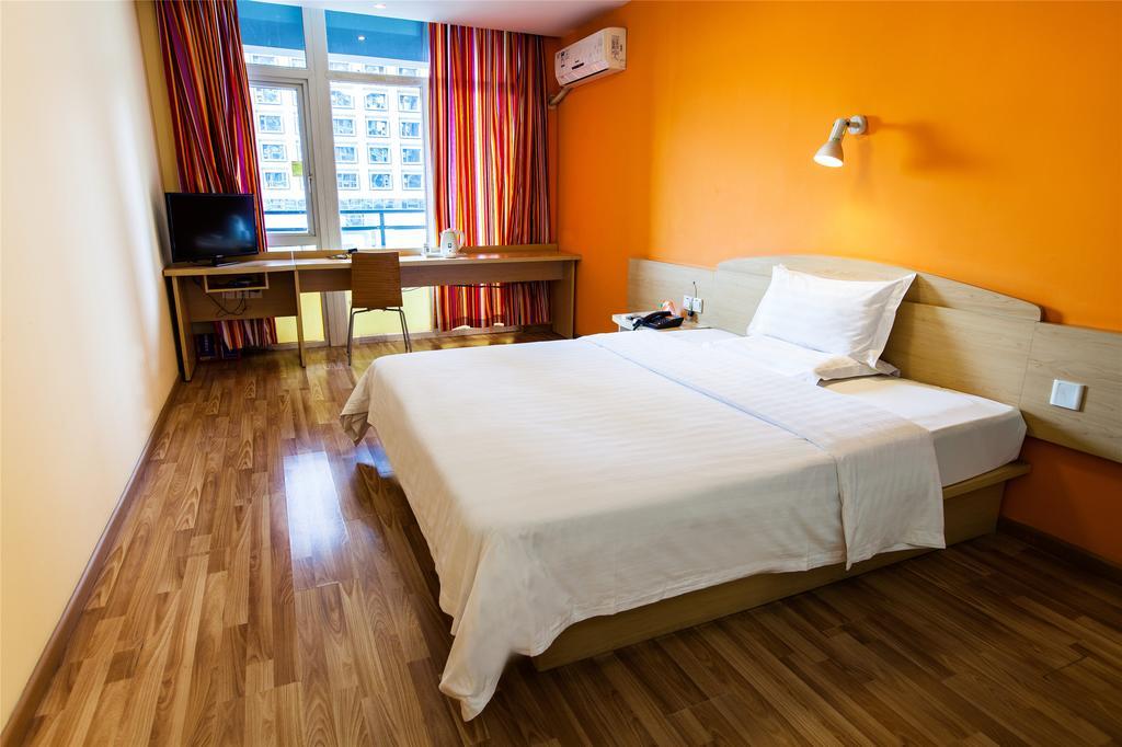 7Days Inn Chengdu Wuda Garden Екстер'єр фото