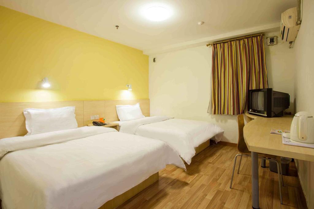 7Days Inn Chengdu Wuda Garden Екстер'єр фото
