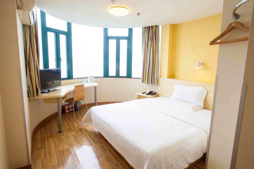 7Days Inn Chengdu Wuda Garden Екстер'єр фото