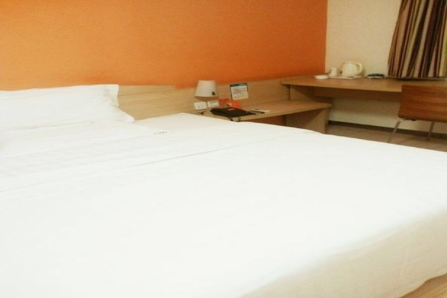 7Days Inn Chengdu Wuda Garden Екстер'єр фото