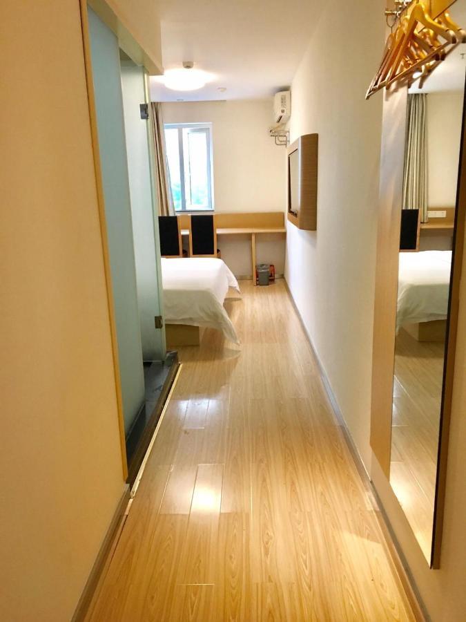7Days Inn Chengdu Wuda Garden Екстер'єр фото